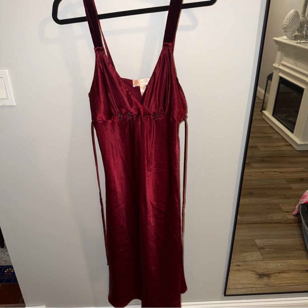 Oscar De La Renta Burgundy Slip Dress Silky Velvet Straps Adjustable Medium